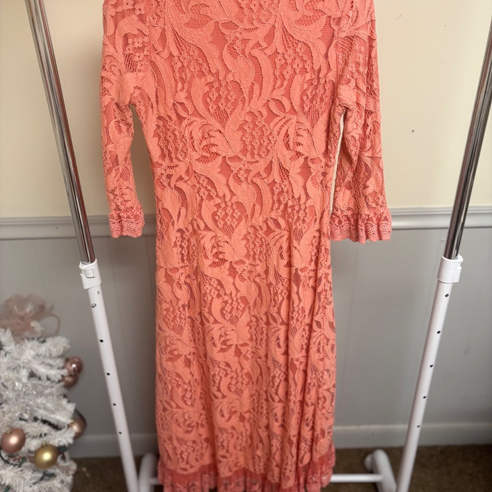 Dainty Jewells Hampton Dinner Dress Coral, sz medium - Picture 2 of 5